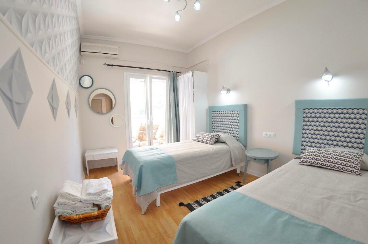 Tango Apartment On The Beach 팔레오카스트리차 외부 사진